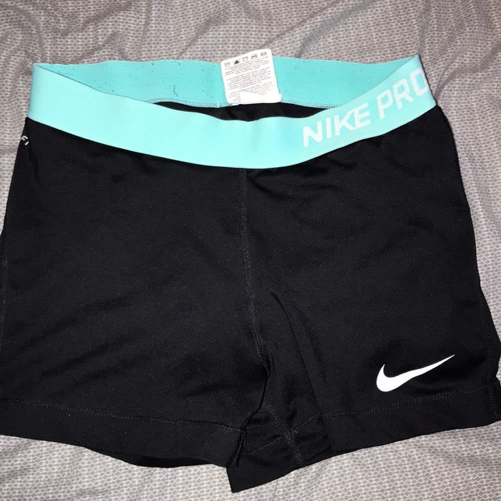 teal Nike pro shorts! Size M